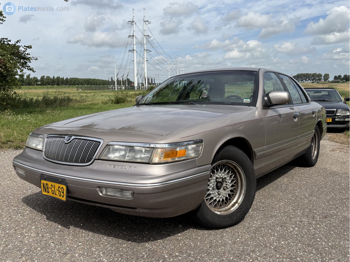 NB-GL-69, Mercury Grand Marquis 2nd gen (M74/M75; EN53), facelift, 1994–1997