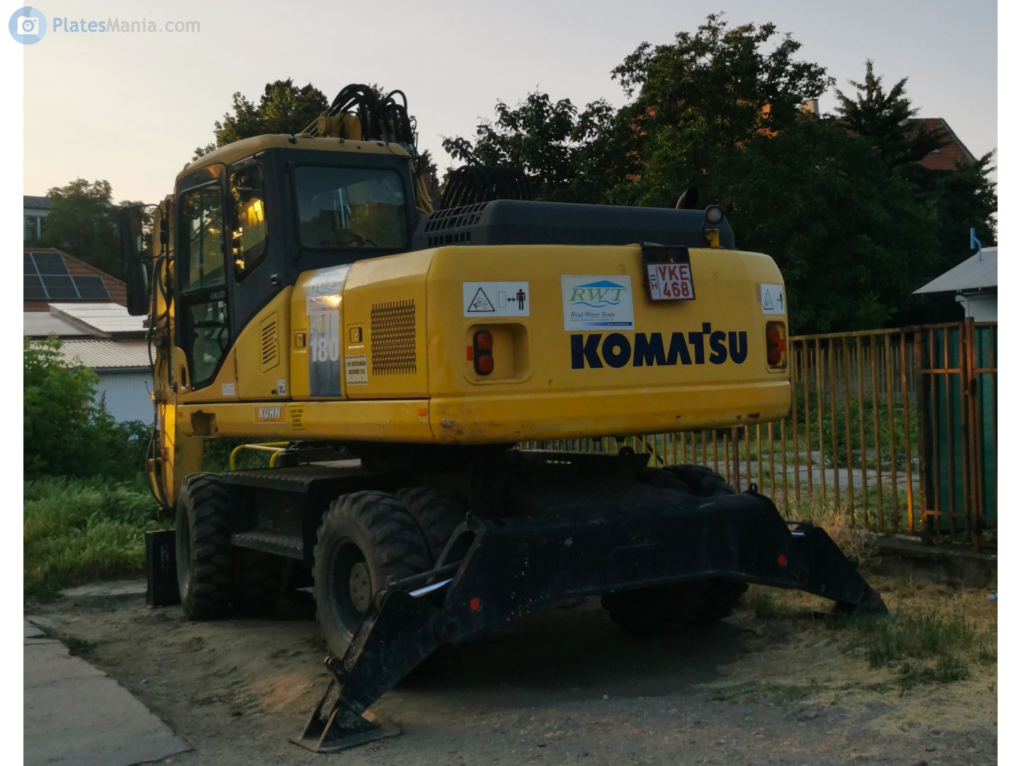 YKE-468, Komatsu PW-Series 