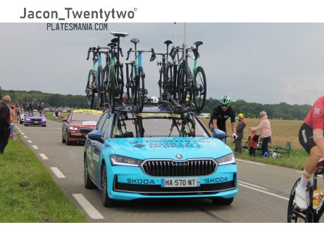 HA-570-NT, Skoda Superb