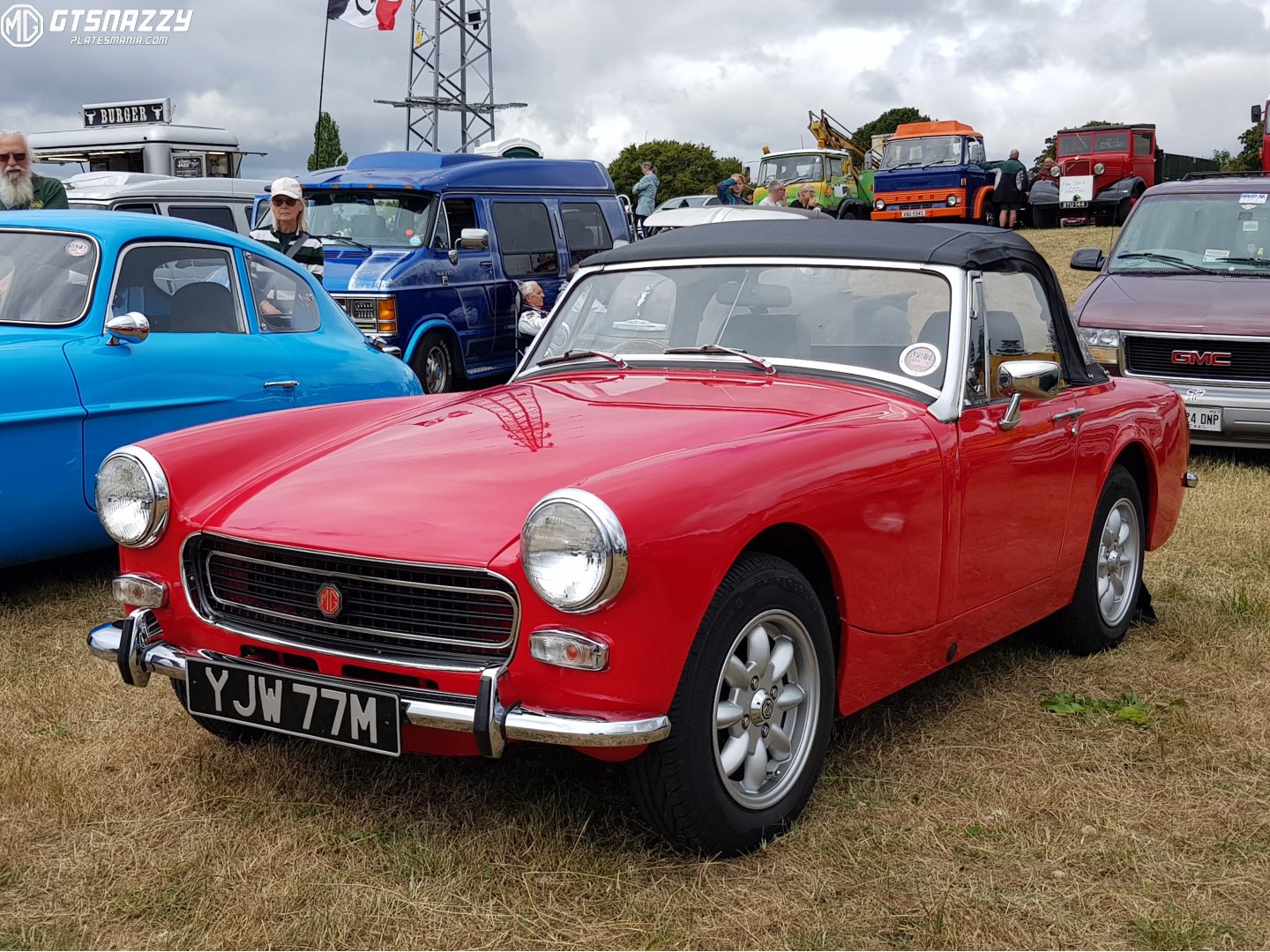 YJW77M, MG Midget 