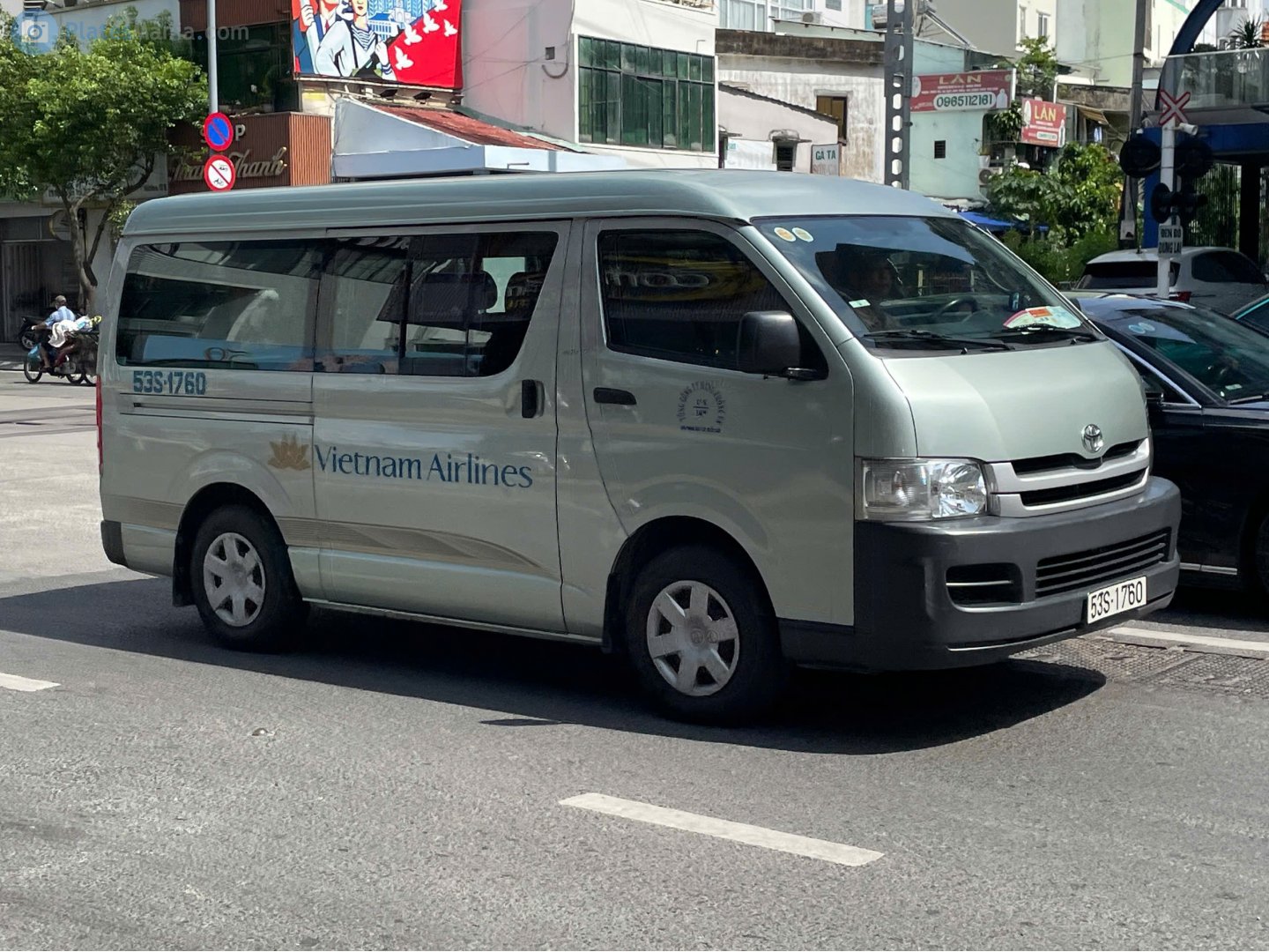 53S-1760, Toyota HiAce 5th gen Van (H200), 2004–