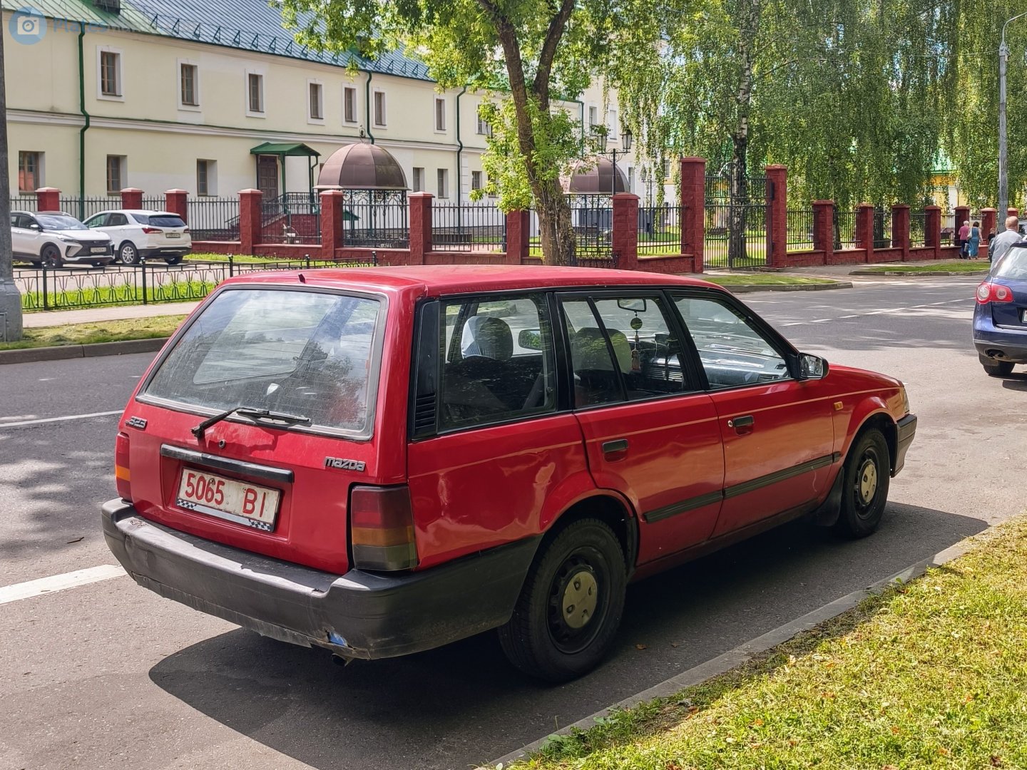 5065 BI, Mazda 323 3rd gen Wagon (BW), 1987–1994