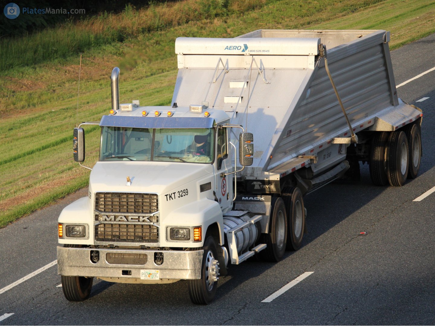 P92 99C, Mack Pinnacle 1st gen CHU, 2005­–