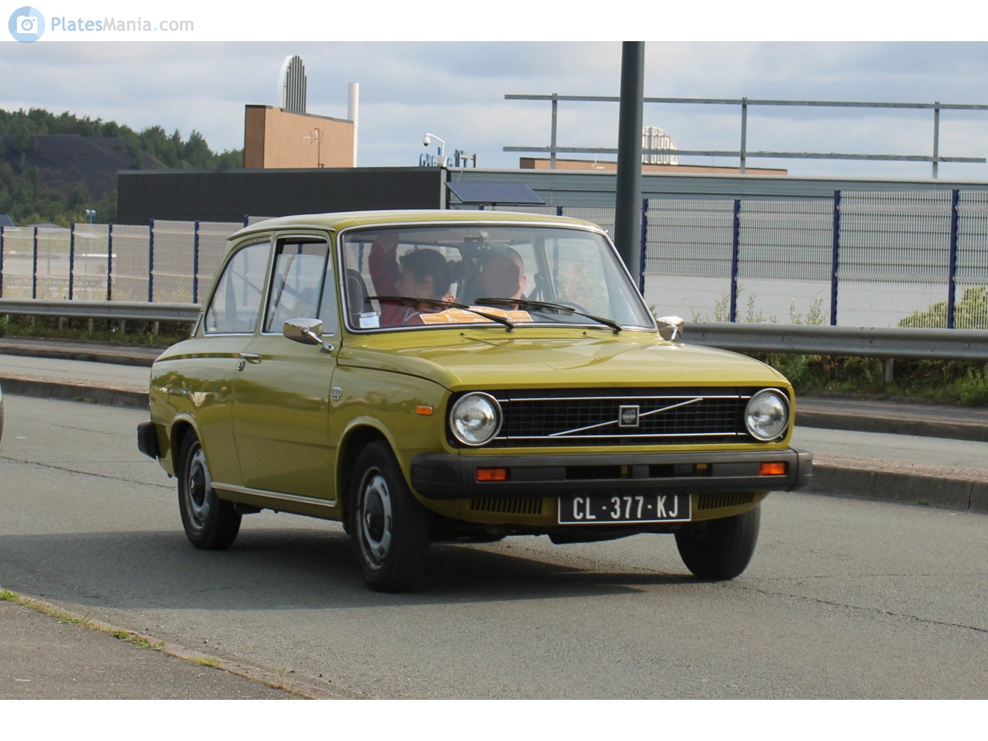 CL-377-KJ, Volvo 66 1st gen Sedan, 1975–1980