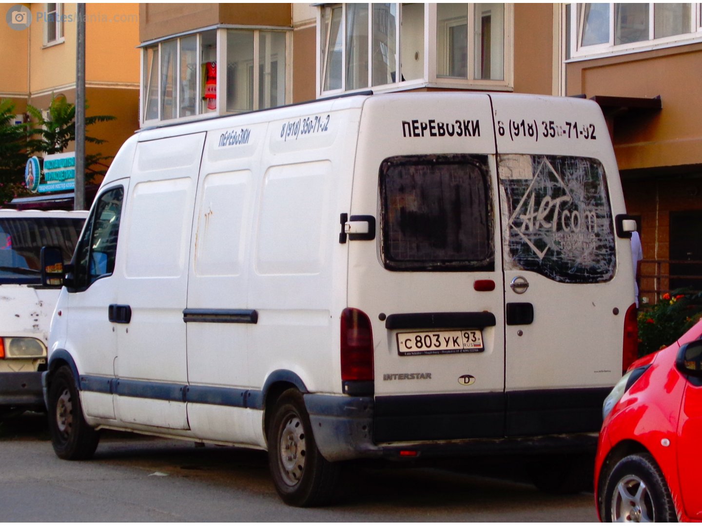 с 803 ук 93, Nissan Interstar 1st gen Van (X70), 2001–2003