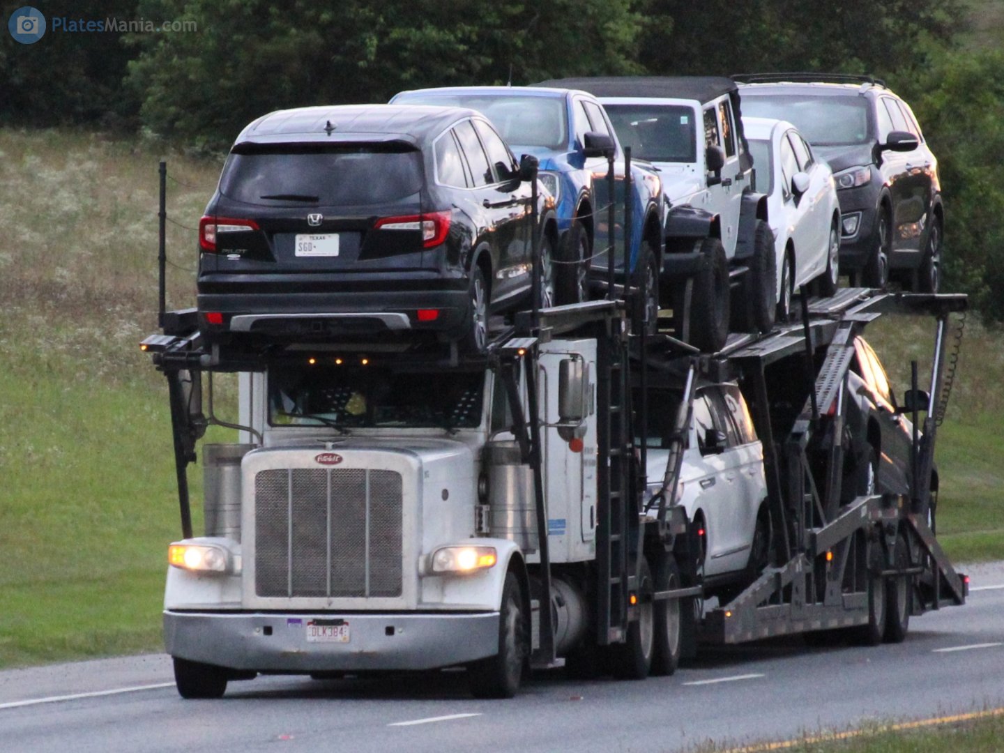 DLK384, Peterbilt 389 