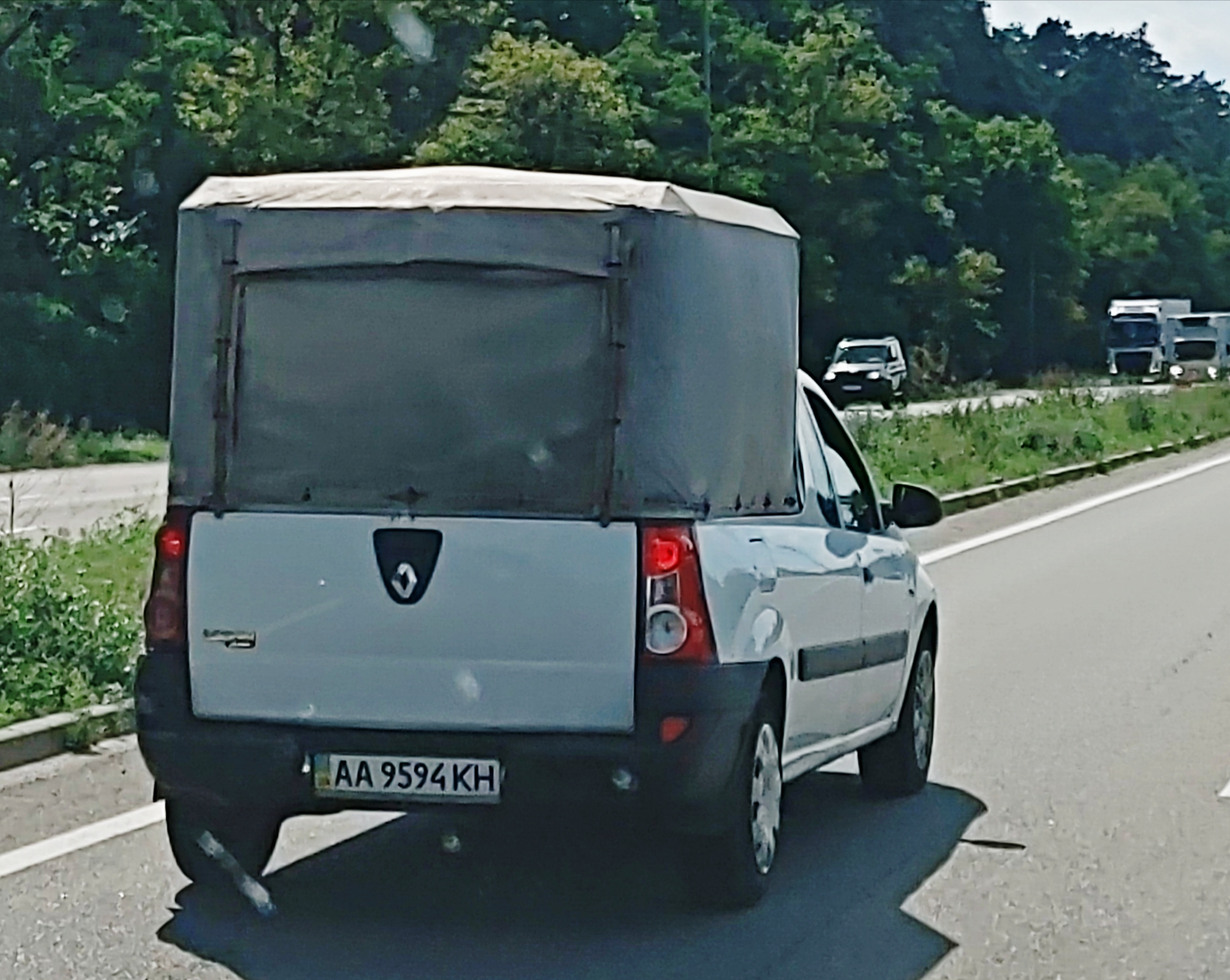 AA 9594 KH, Renault Logan 1st gen Pick-up (U90), 2010–2013