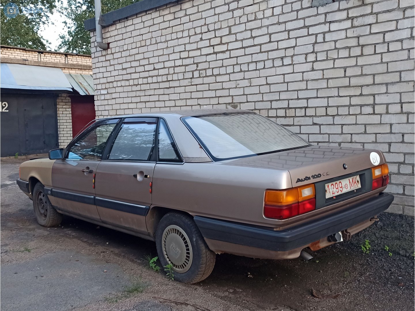 1299 MK, Audi 100 3rd gen Sedan (C3/44), 1982–1991