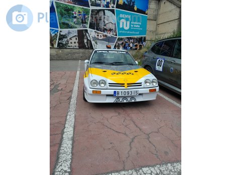 B 1093 IS, Opel Manta