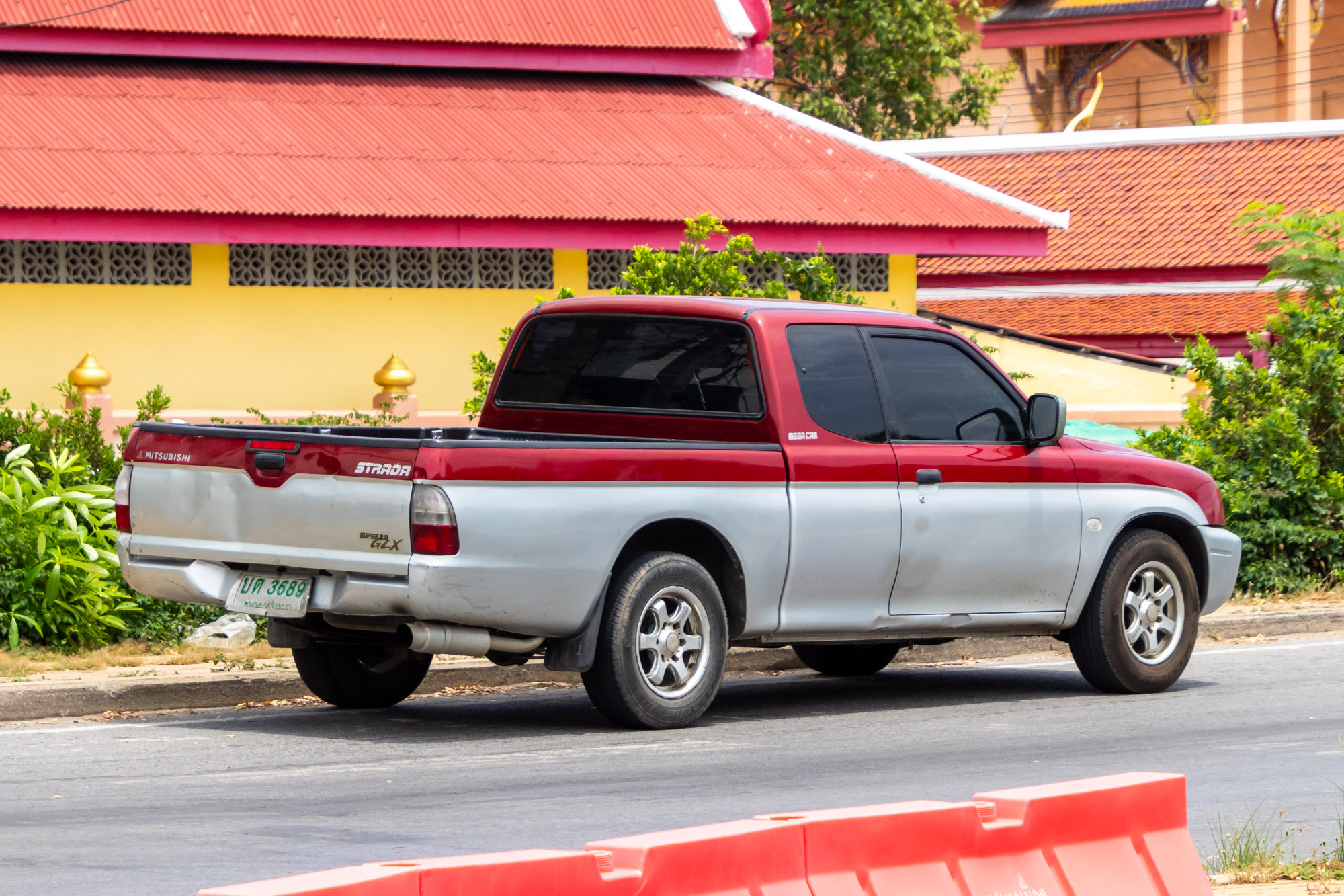 บต 3689, Mitsubishi Strada 2nd gen (K50/K60/K70), 1997–2006