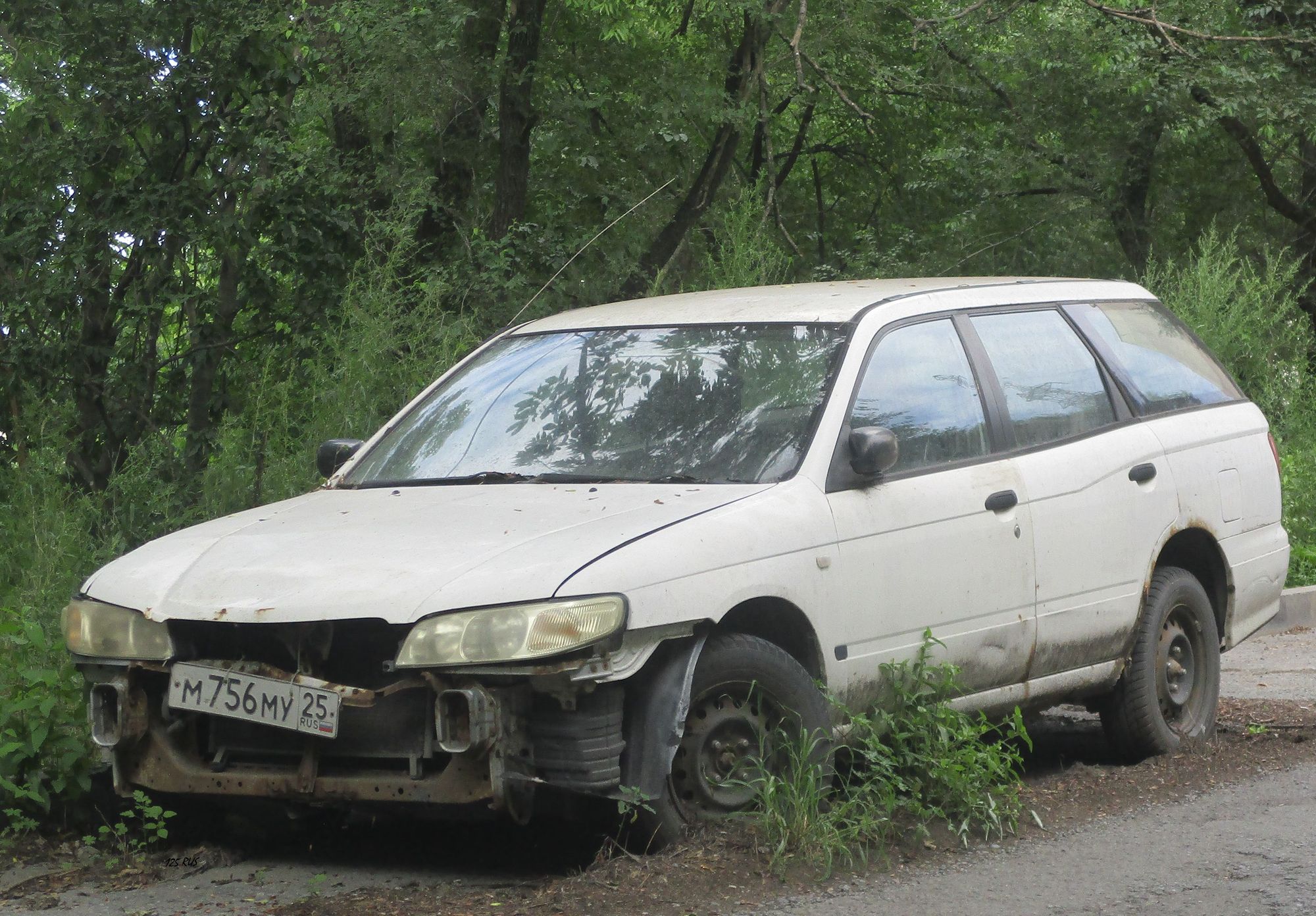 м 756 му 25, Nissan Expert 1st gen (W11), 1999–2006