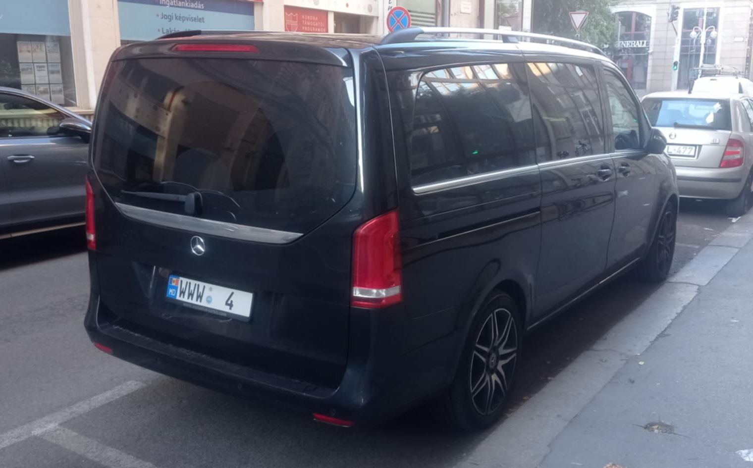 WWW 4, Mercedes-Benz V-Klasse 3rd gen (W447), 2014–2023