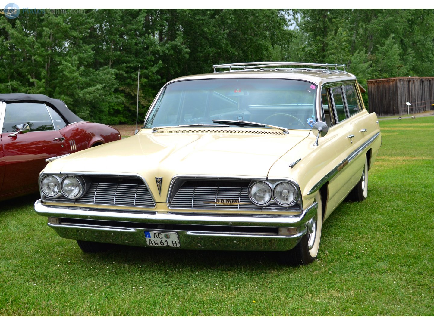 AC AW 61 H, Pontiac Bonneville 3rd gen 1961 5-door Station Wagon (2735; B-body), 1960–1961