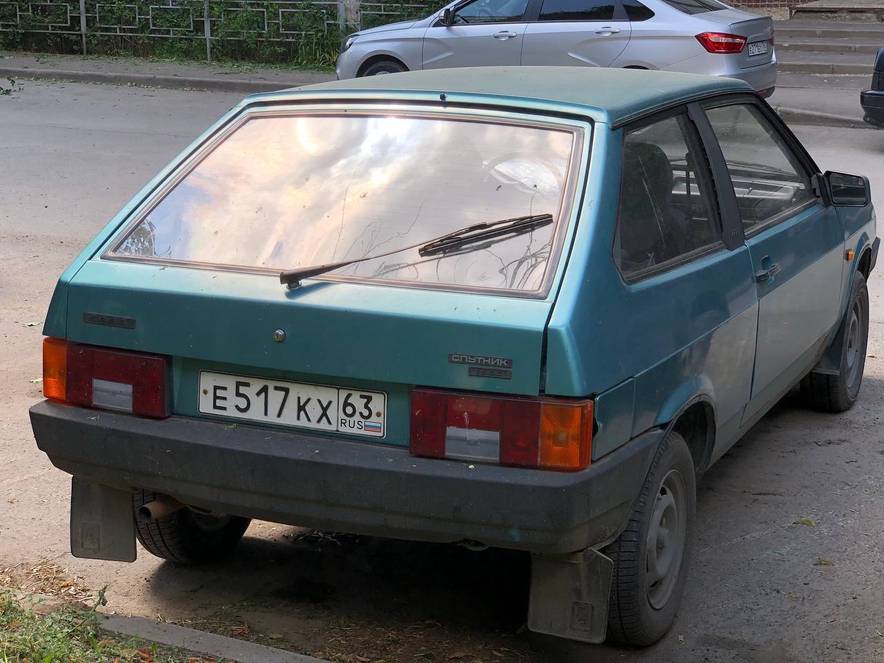 е 517 кх 63, Lada (VAZ) 2108 Спутник (Samara/Forma/Sputnik) 3-door Hatch, 1984–2003