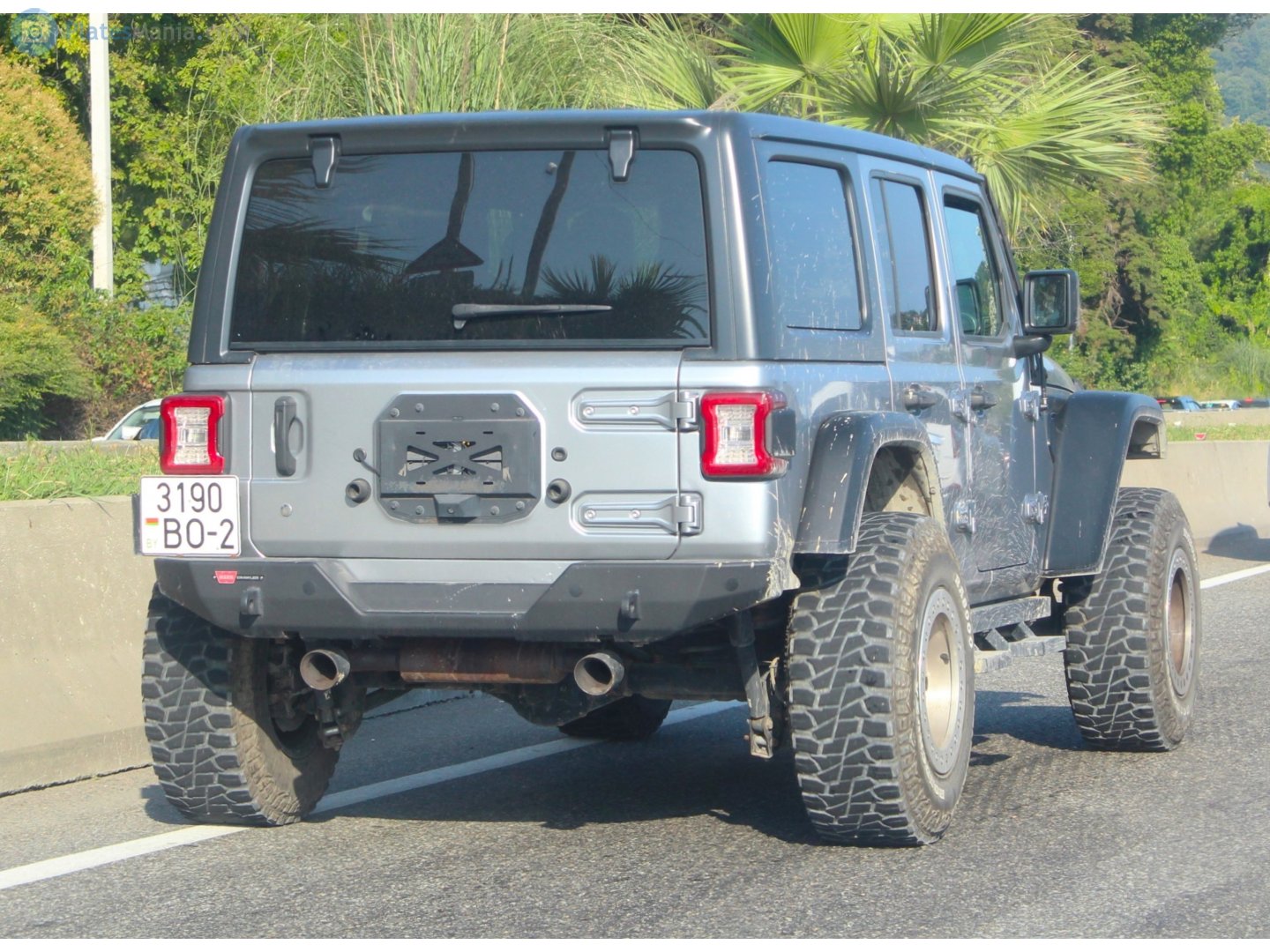 3190 BO-2, Jeep Wrangler 4th gen 5-door SUV (JL), 2018–