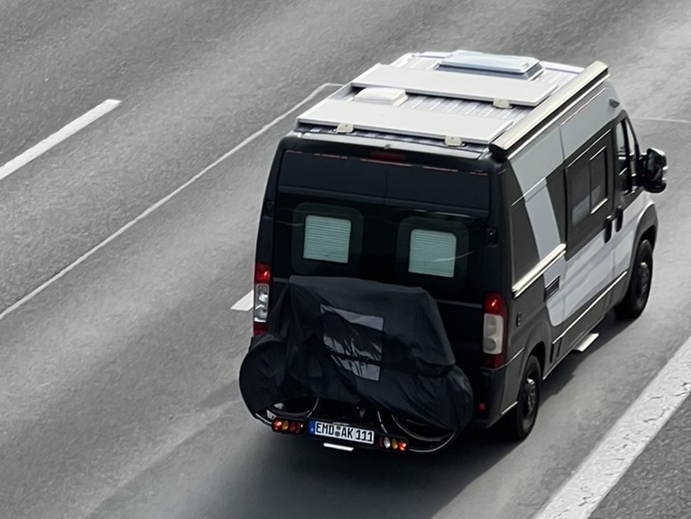 EMD AK 111, Regular plates 