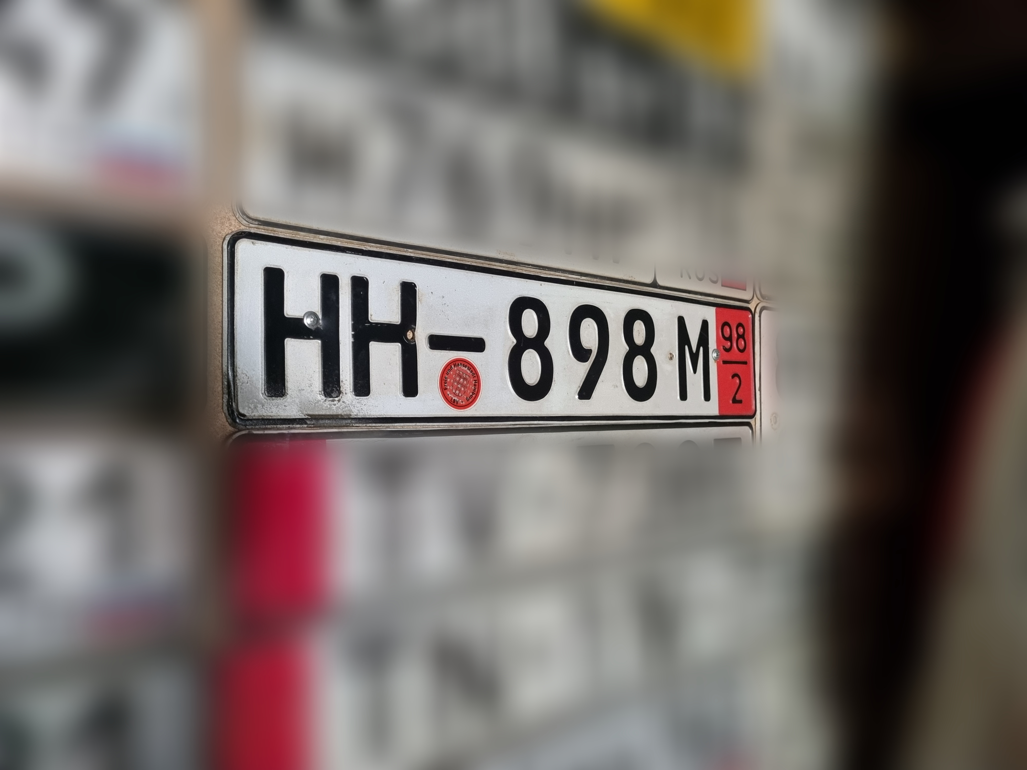 HH 898 M, License plate without vehicle 