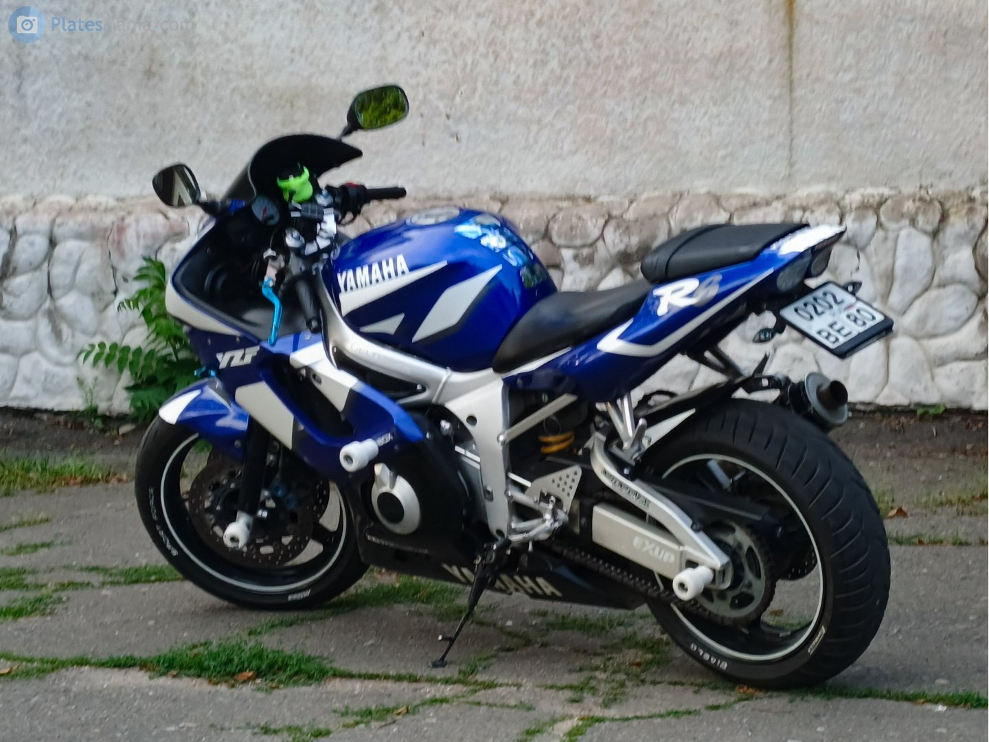 0202 ве 80, Yamaha YZF 2nd gen R6, 2001–2002