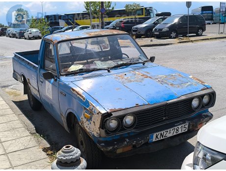 KNZ-7815, Toyota Hilux