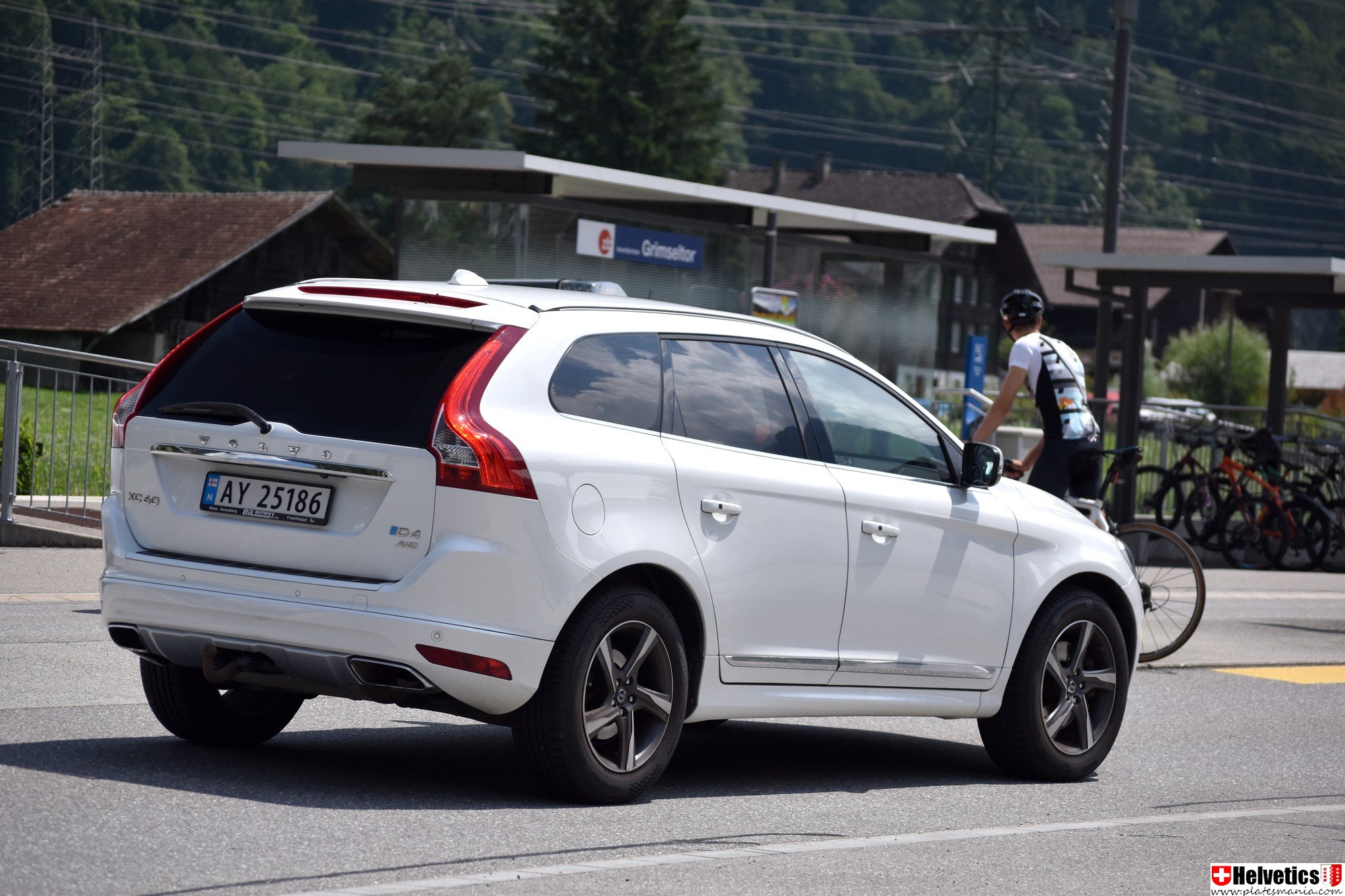 AY 25186, Volvo XC60 1st gen (156), facelift, 2013–2017