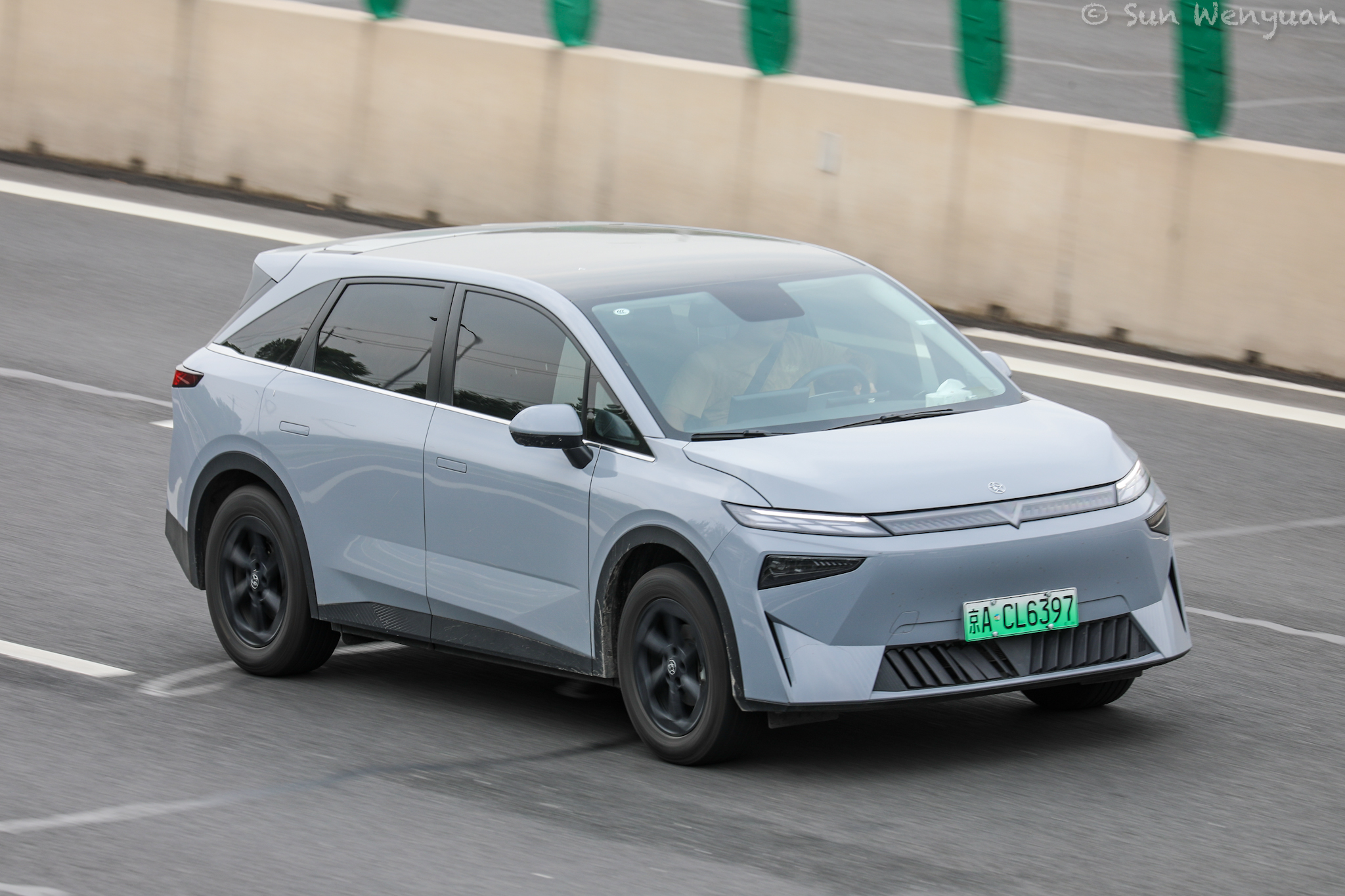 京A·CL6397, Venucia VX6 