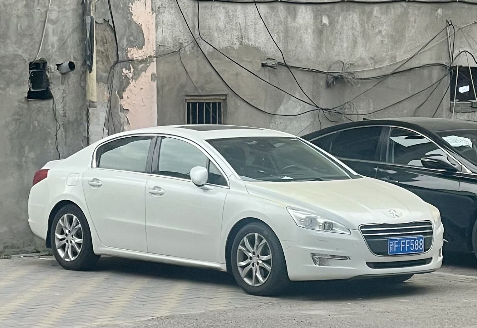 新F·FF588, Peugeot 508 1st gen Sedan (W23), 2010–2014