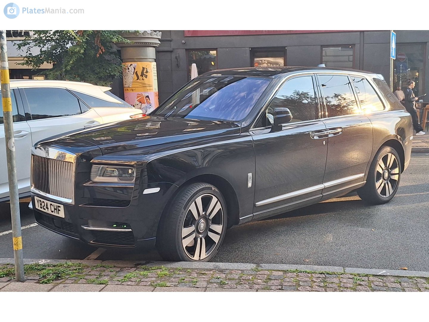 YB24CHF, Rolls-Royce Cullinan 1st gen (RR31), 2018–2024