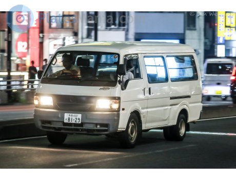 多摩 430 す 8129, Mazda Bongo