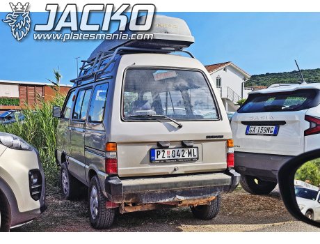PŽ 042-ML, Subaru Libero