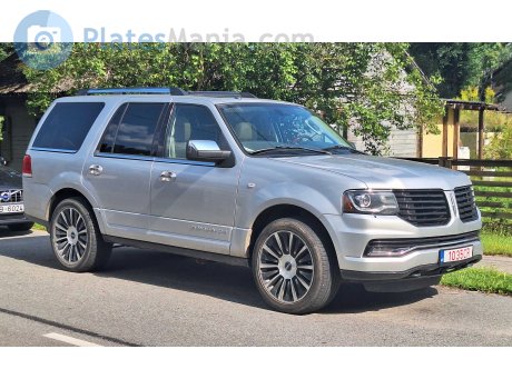 1035 CR, Lincoln Navigator