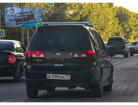 в198вм17, Nissan Prairie