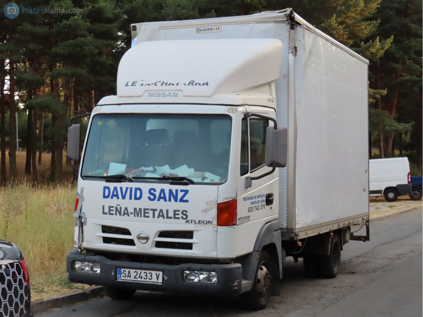 SA 2433 V, Nissan Atleon 1st gen (B440/B660), 2000–2004