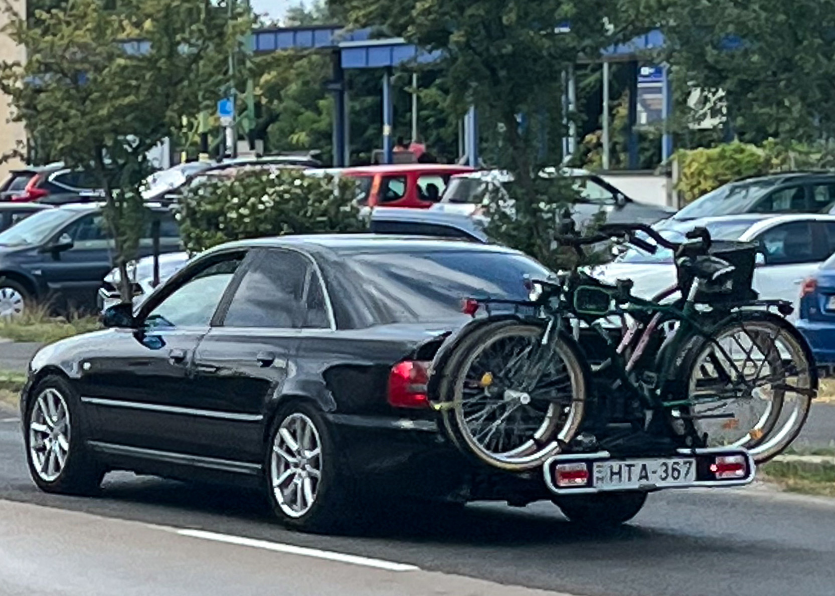 HTA-367, Audi S4 2nd gen Sedan (B5/8D2), 1997–2002