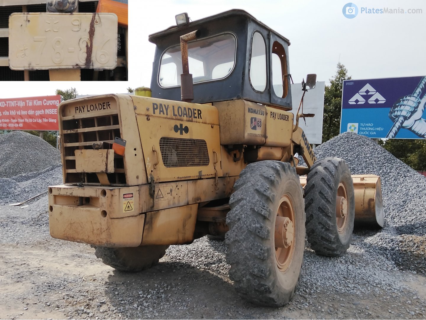 北 9 は 7886, Komatsu 