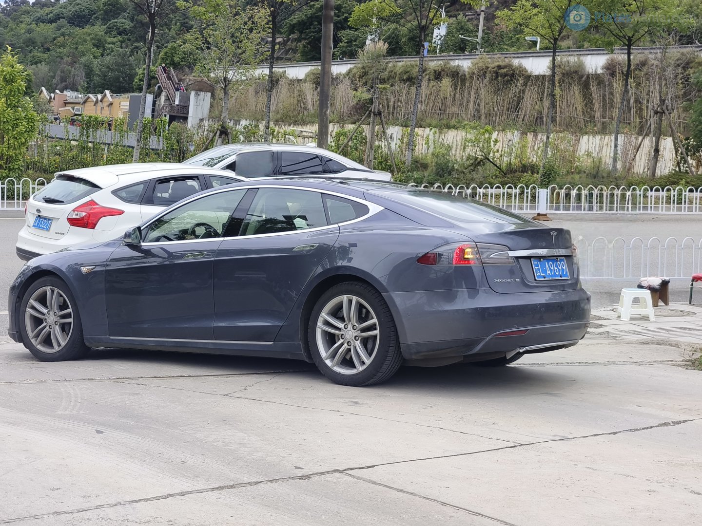 云L·A9699, Tesla Model S 1st gen (5YJS), 2012–