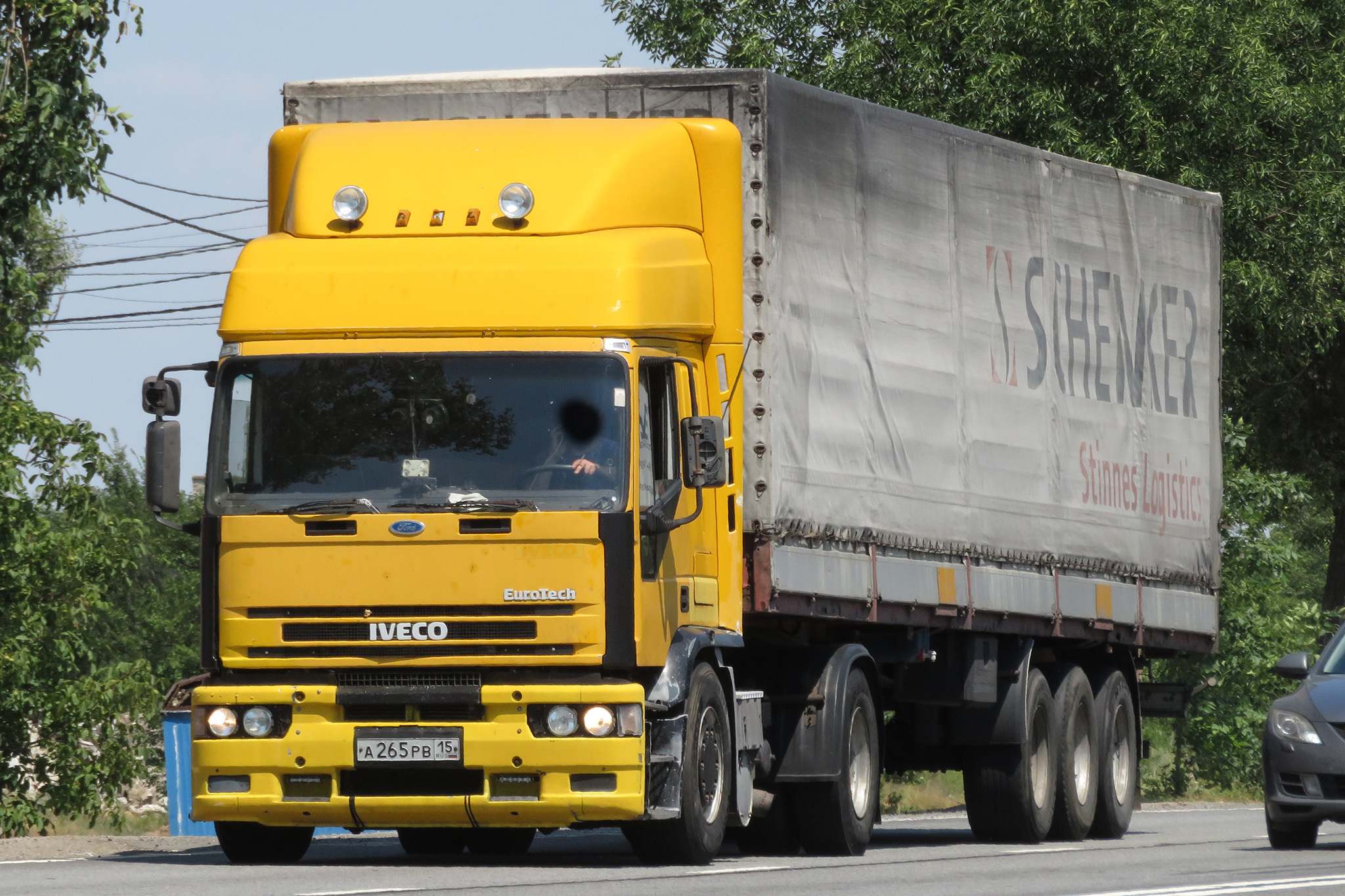 а 265 рв 15, Iveco EuroTech 1st gen, 1992–2002