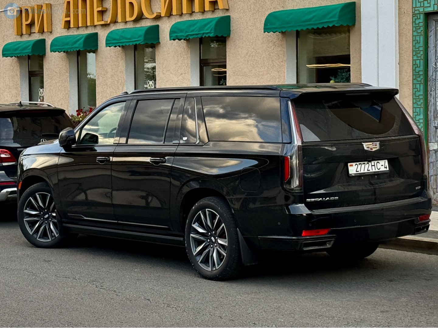 2772 HC-4, Cadillac Escalade 5th gen (GMT1UL), 2020–2024