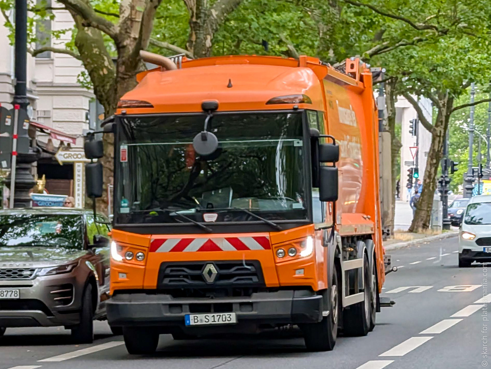 B S 1703, Renault Trucks D 1st gen Access, 2014–