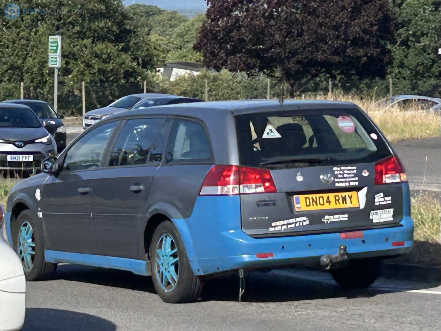 DN04RWY, Vauxhall Vectra 2nd gen Estate (C; Z02), 2003–2005