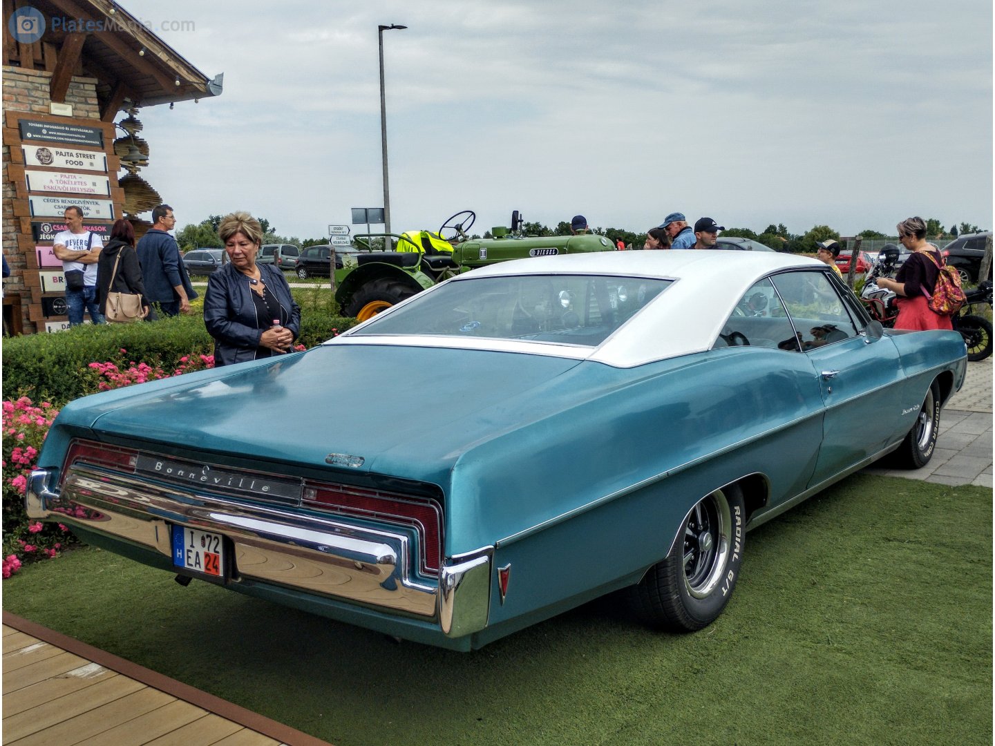 I 72EA, Pontiac Bonneville 4th gen 1969 2-door Hardtop (26237; B-body), 4th facelift, 1968–1969