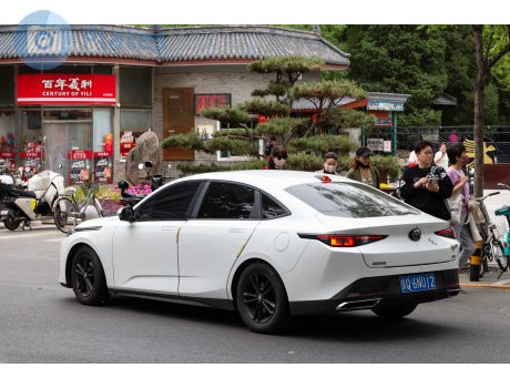 京Q·6NU12, Changan (Chana) Eado