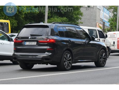 KI 0050 OO, BMW X7