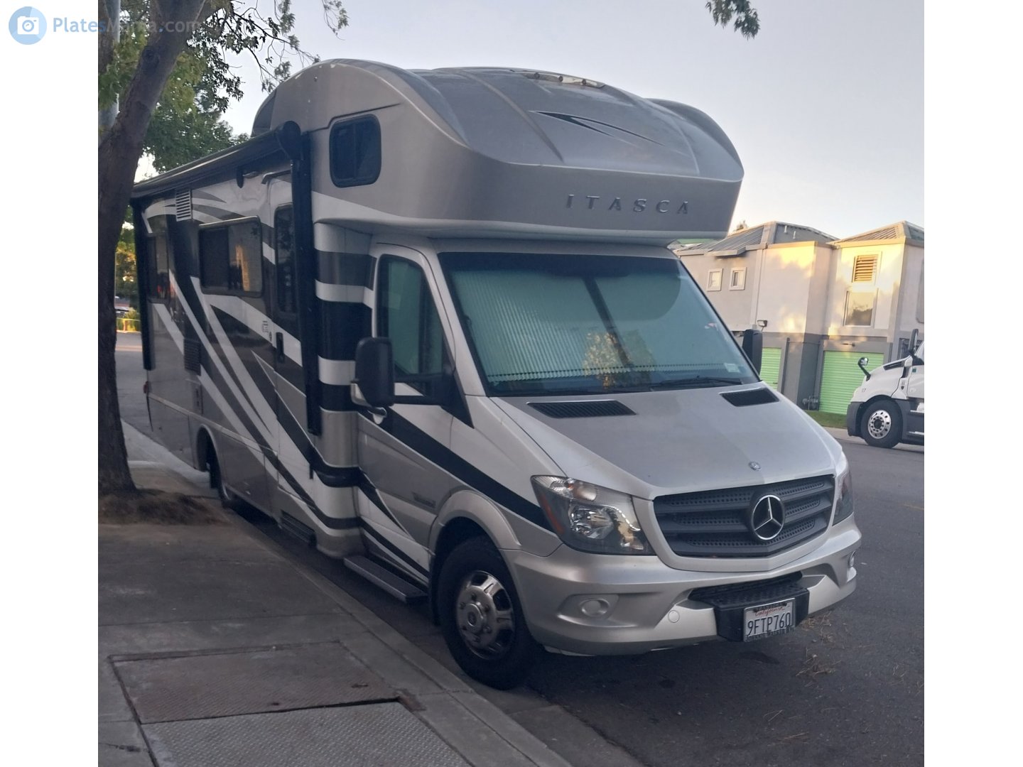 9FTP760, Itasca Navion 