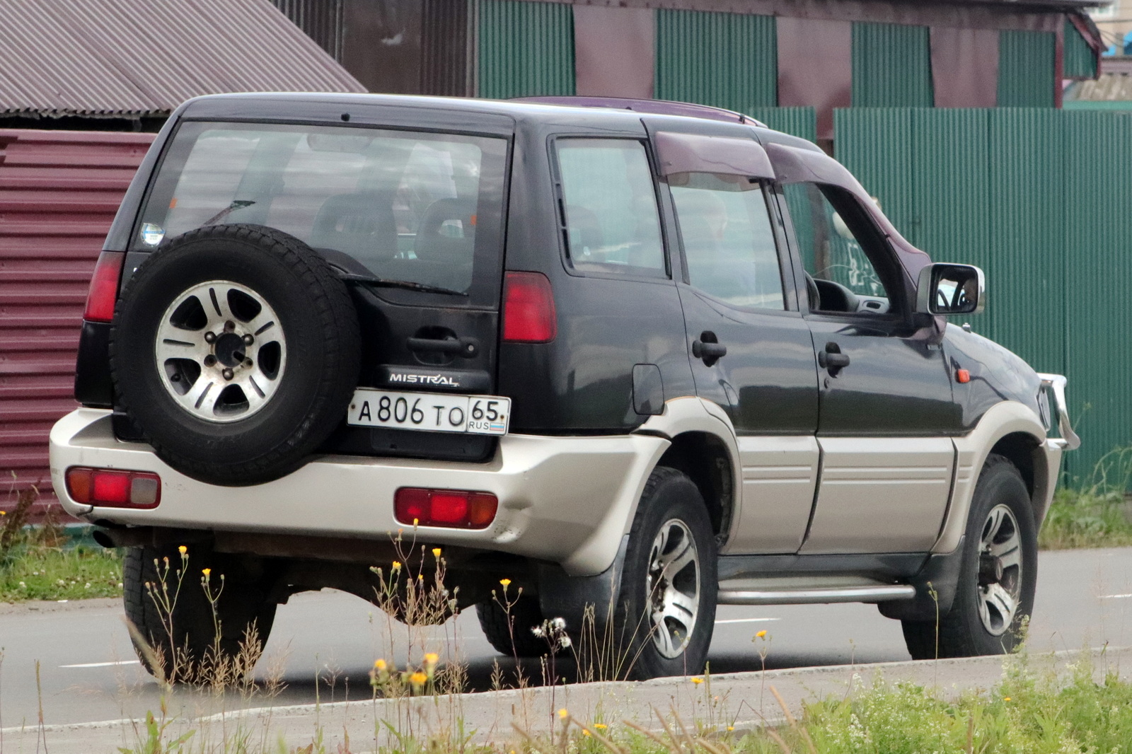 а 806 то 65, Nissan Mistral 1st gen 5-door SUV (R20; JP-market), 1994–1998