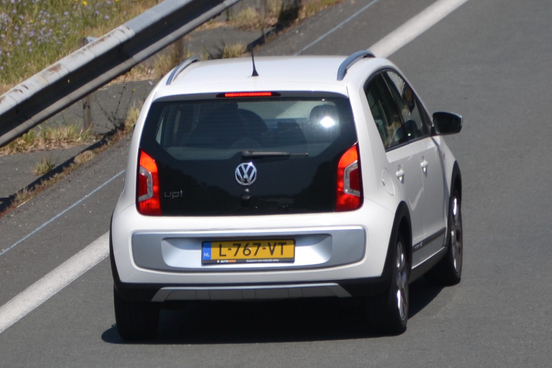 L-767-VT, Volkswagen up! 1st gen cross up! 5-door Hatch (AA), 2013–2016 (–2017 for LATAM-market)