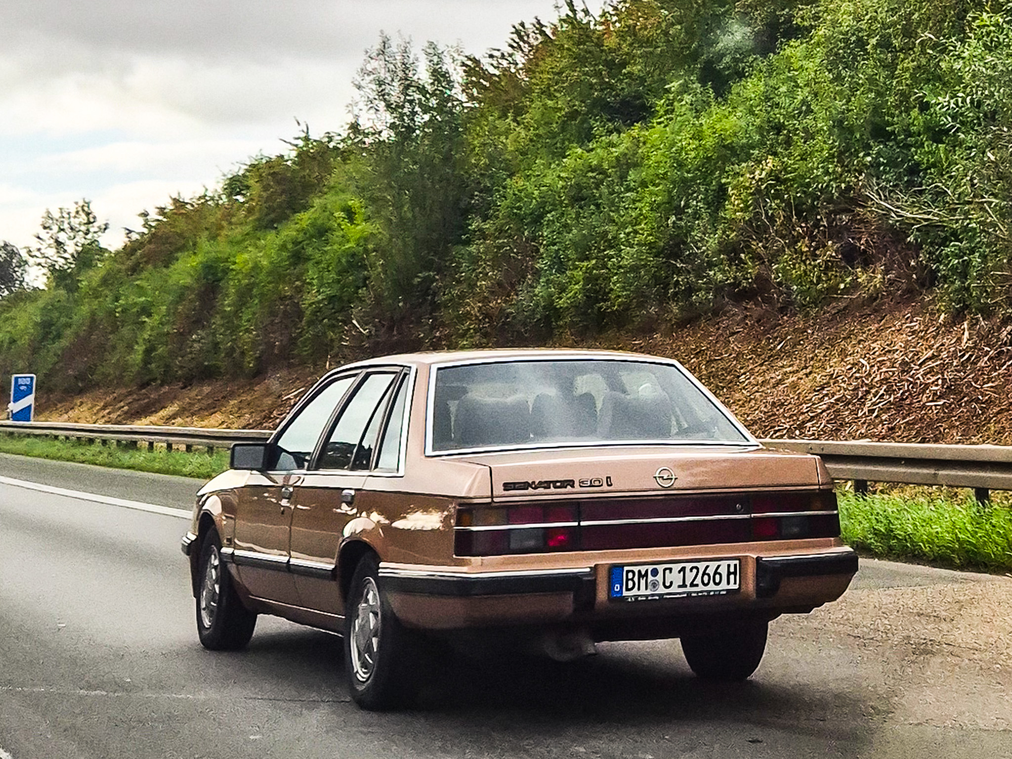 BM C 1266 H, Opel Senator 1st gen (A2), facelift, 1982–1987