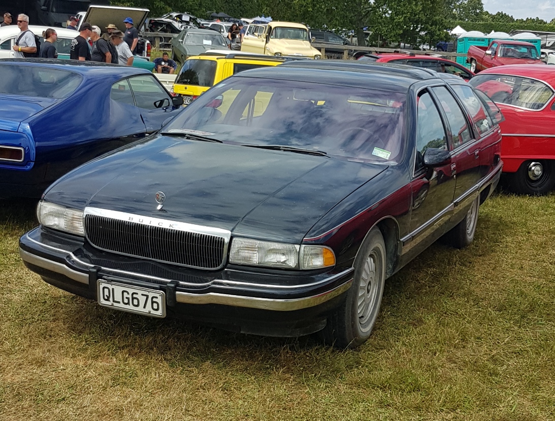 QLG676, Buick Roadmaster 8th gen Wagon (B-body), 1990–1996