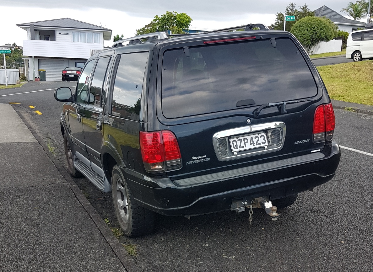 QZP423, Lincoln Navigator 1st gen (UN173), 1997–2002