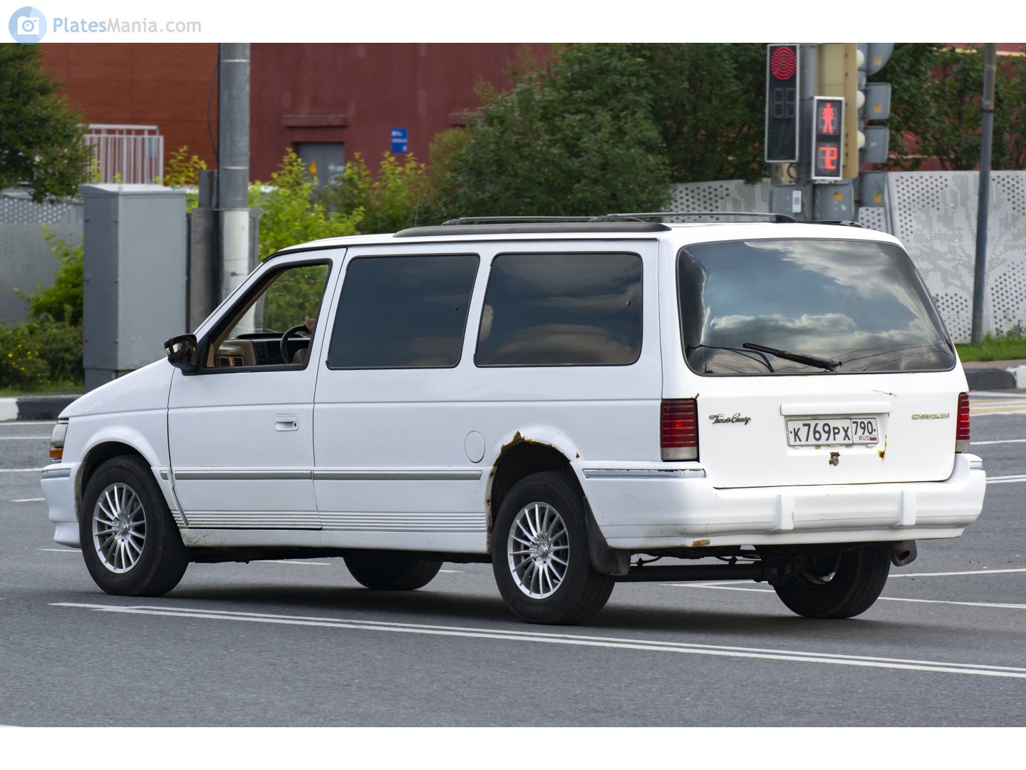 к 769 рх 790, Chrysler Town&Country 2nd gen Minivan (AS), 1990–1995