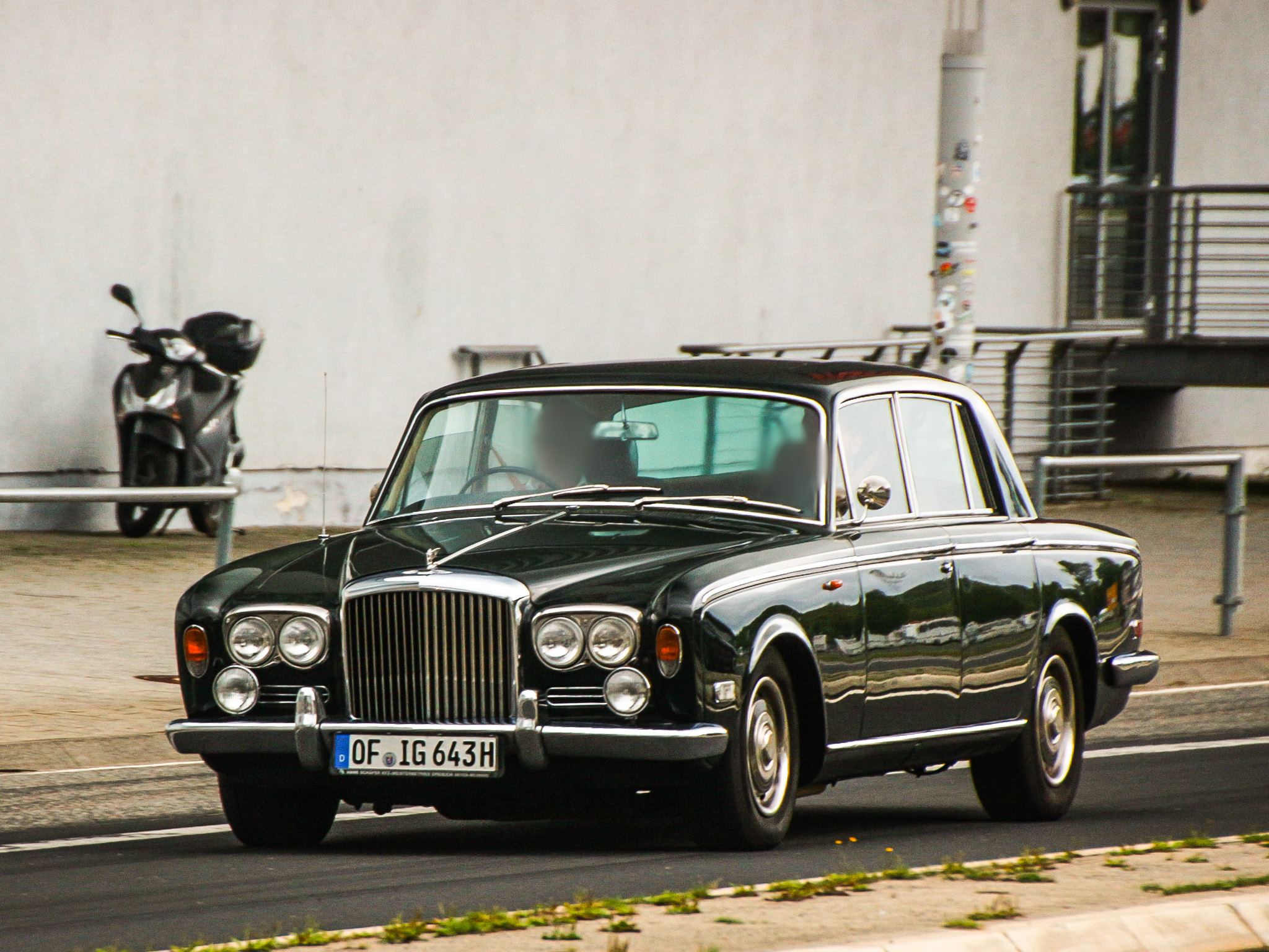 OF IG 643 H, Bentley Series T 